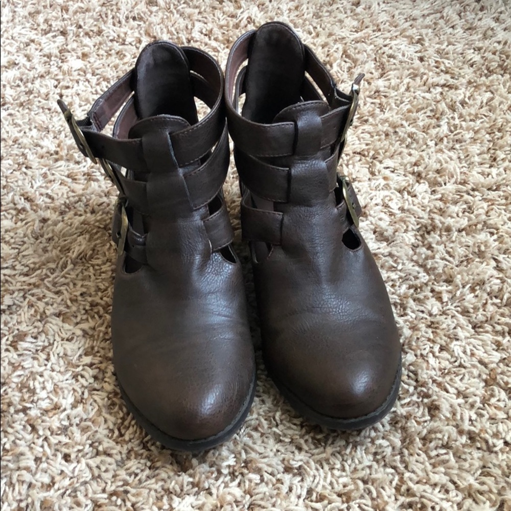Women’s booties